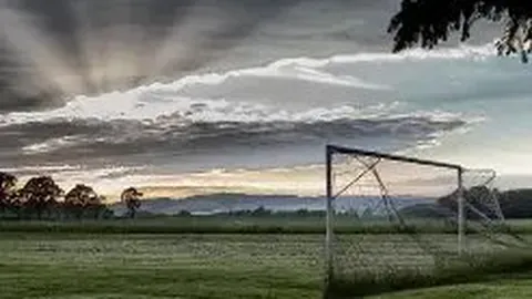 中东部持续强降雨 气温创下半年最低记录