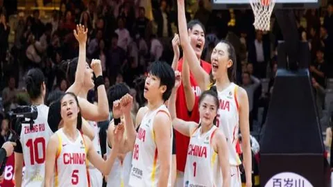 国足迎战日本、澳洲、沙特三国世预赛激战正酣